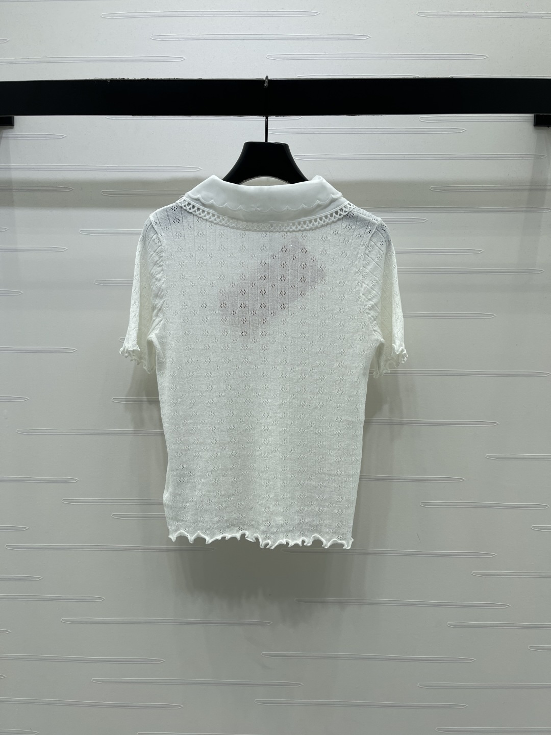 Women's short sleeves